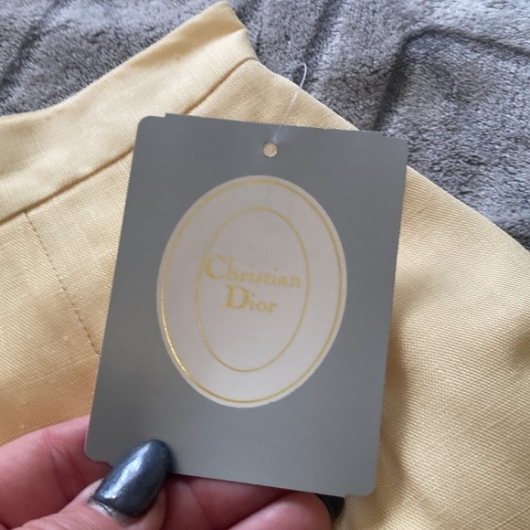Christian Dior yellow skirt and jacket size 2 - Picture 10 of 14